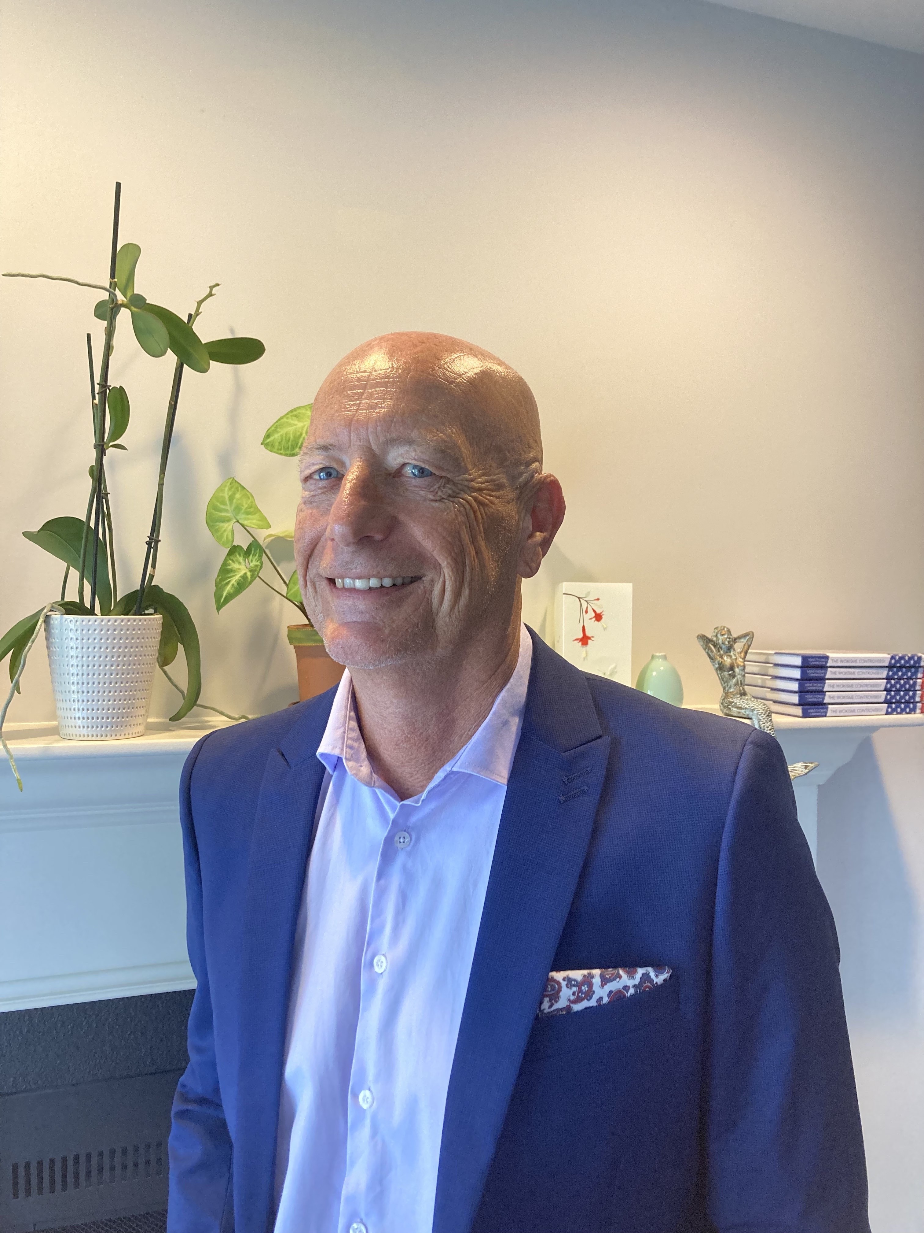 Picture of Professor Hervé-Thomas Campangne